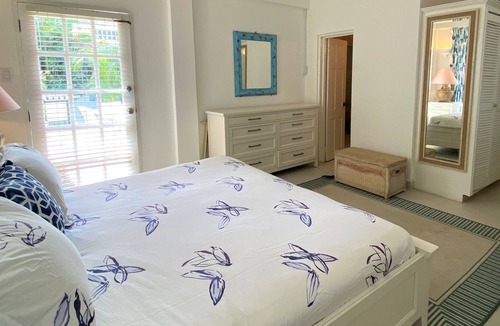 Sunset Crest House | PRIVATE VILLA WITH POOL ON BEAUTIFUL WEST COAST