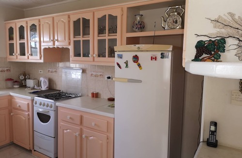 Oistins Apartment | Quiet 2 Bed Apartment