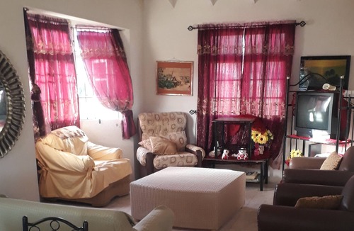 Bridgetown House | Quiet and comfortable getaway that's 5 minutes away from most beautiful beaches