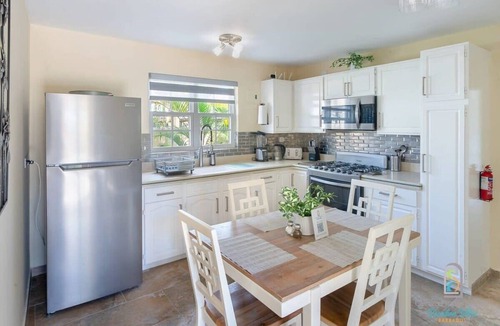 Dover Apartment | Relaxing Escape w/Porch, Near Dover Beach & Dining