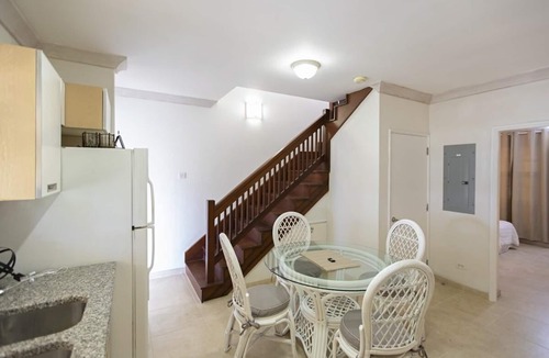 Douglas Apartment | Relaxing White Sands G6