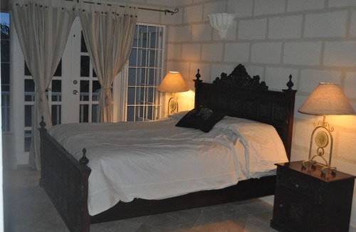 Ridge View House | Ridge View Estate Home - 2 bedroom - Car optional