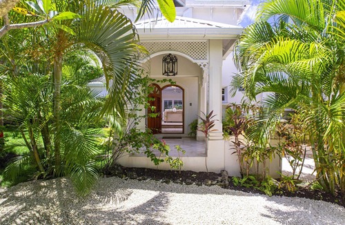 Mount Brevitor House | Rock Ridge, Gibbs, St. Peter