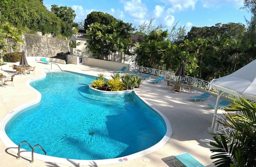 Rendezvous House | Rockley Orange Hill - by Zenbreak