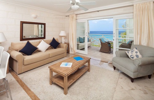 Old Trees Bay Apartment | Romantic Beachfront Condo - Waterside 402
