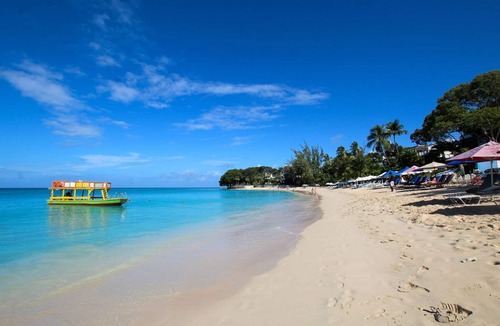 Old Trees Bay Apartment | Romantic Getaway - Villa at St. James (1 bed)