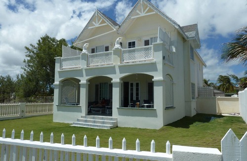 Belair Villa | Romantic Oceanfront Villa near Crane Resort Lovebirds Special