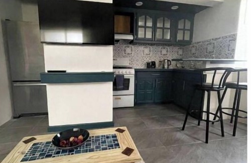 Haggatt Hall Apartment | Ross university US embassy 7 min drive available from 1st of October long term