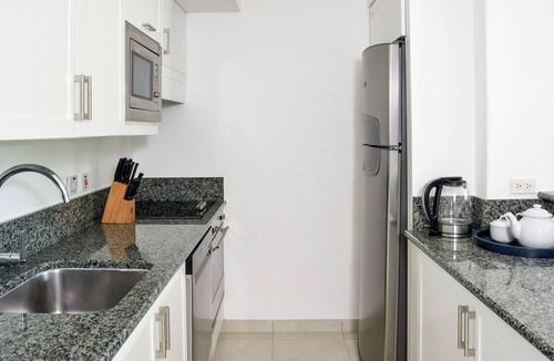 Porters Hotel | Royal Glitter Bay Villas
