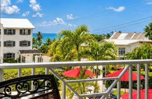 Weston Apartment | Rum Fun Sun at Lantana No. 25 | Tropical Retreat