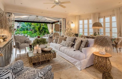 Gibbs Bay House | Salt Life, Young Estates · Salt Life, Caribbean Luxury Beachfront Villa