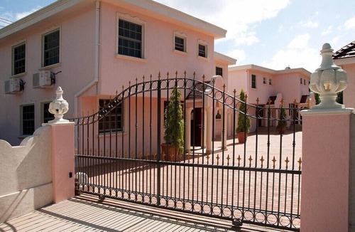 Holder's Hill Condo | Sandy Bliss Condominiums