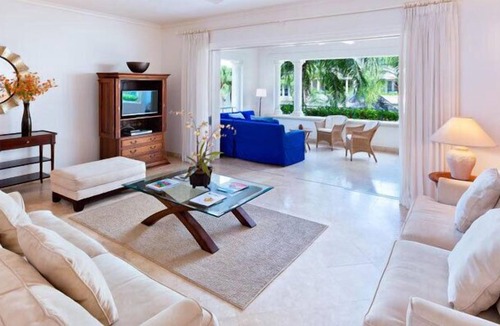 Schooner Bay Condo | Schooner Bay 206 - Condo The Palms | Beach Front - Located in Stunning St. Peter with House Cleaning Included
