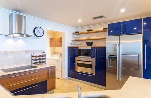 Schooner Bay House | Schooner Bay 401 by The Villa Life