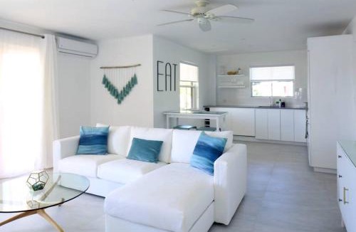 Weston Apartment | Sea Glass Villa - Spacious 2 Bedroom, 2 Bathroom