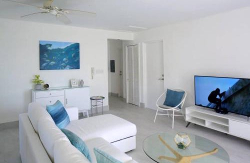 Weston Apartment | Sea Glass Villa - Spacious 2 Bedroom, 2 Bathroom