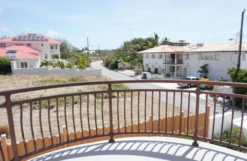 Inch Marlowe Apartment | Self contained apartment with private kitchen Higher Heights, Barbados