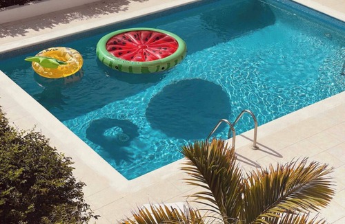 Inch Marlowe Villa | Serene Beautiful Villa in Inch Marlowe sleeps 8, with pool next to Lady Bay