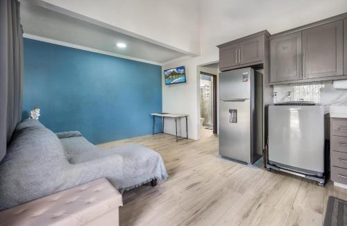 Kent Apartment | Serene Escape - Central & Modern