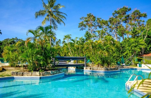 Porters Apartment | Serenity on the Beach - Glitter Bay Estate 202