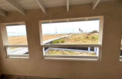 Rock Hall House | Sha-Dow Villa by the Airport 2 BR