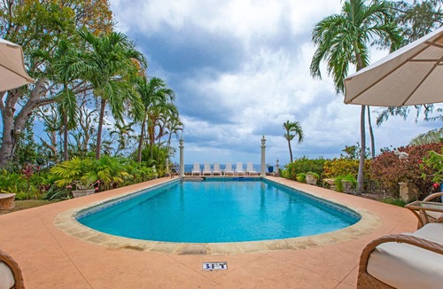 Holder's Hill Villa | Shangri La