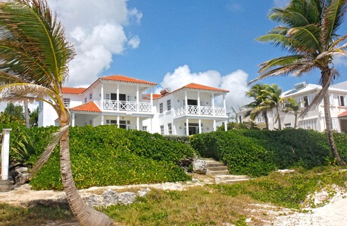 Silver Sands Villa | Silver Sands Beach Villas are great for family-friendly activities & surfing