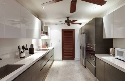 Old Trees Bay Apartment | Smugglers Cove 7, The Penthouse by Fantasia Villas