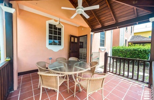 Gall Hill House | Spacious Getaway with Private Pool & Walk to Beach