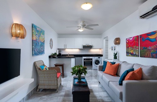 Folkestone Apartment | *SPECIAL OFFER FOR APRIL 2024* Bougainvillea, boutique complex in Holetown