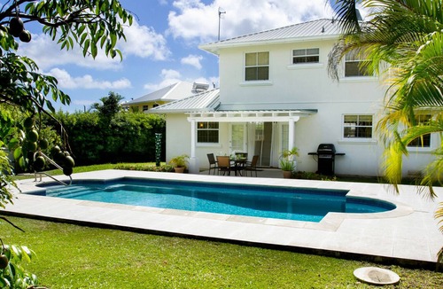 West Coast Villa | SPECTACULAR VILLA with Electronic Gates, Private Pool and Tropical Gardens