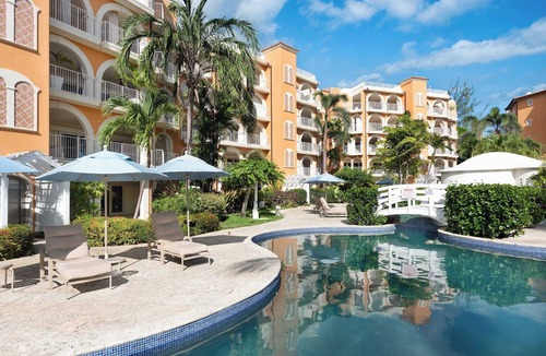 Little Battaleys Apartment | St Peter's Bay PH505