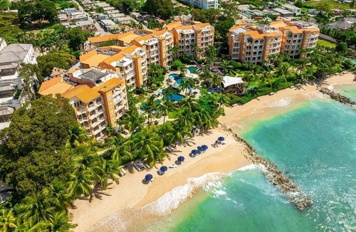 Little Battaleys Apartment | St Peter's Bay 301 - Modern Beachfront Condo
