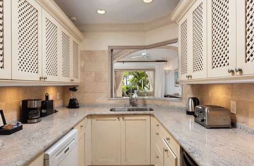 Little Battaleys Apartment | St Peters Bay 103 3B