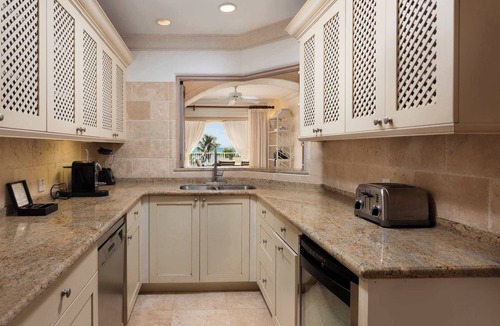 Little Battaleys Apartment | St Peters Bay 405 3B