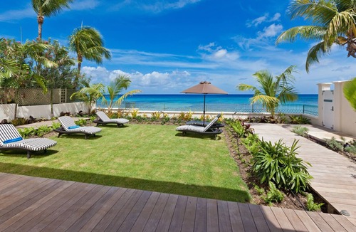 Reeds Bay Villa | Stylish Beachfront Villa with Plunge Pool - Still Fathoms (4 bed)