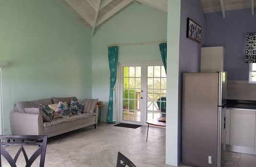 Folkestone Apartment | The Green House, west coast luxury apartment 4 minutes walk to beautiful beaches
