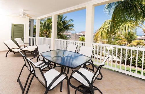 Vuemont Apartment | The Prefect 2bedroom Hideaway