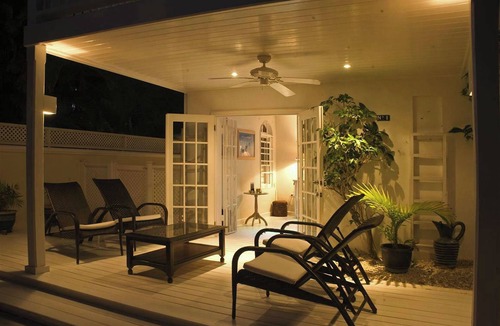 Porters Condo | This enchanting 3 bedroom, 2 bathroom townhouse is nestled mere moments away fro