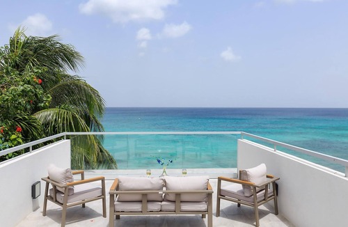 Prospect Villa | Tideline- 4BR Beachfront Modern Villa