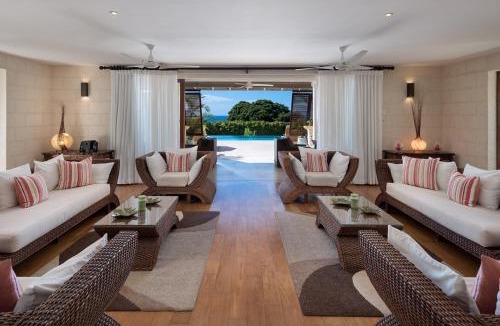 Merlin Bay Villa | Tom Tom 4 bed