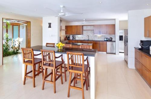 Merlin Bay Villa | Tom Tom 4 bed