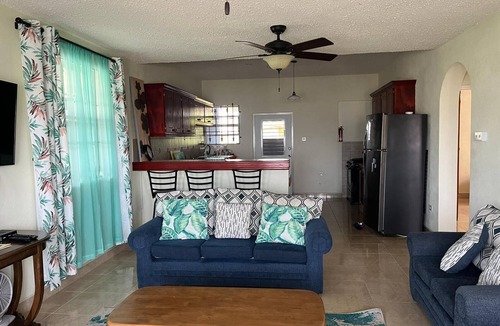 Woodbourne Apartment | Tranquil 2-bedroom apartment in Beautiful Barbados