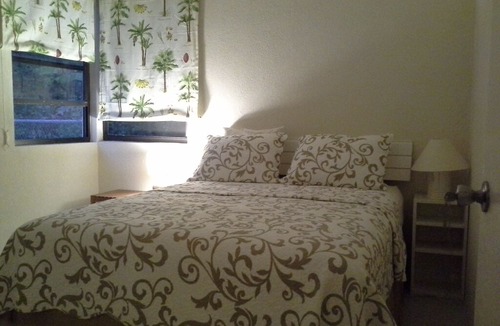 Weston House | Tropical Beachside Cottage, 2 Bedroom/AC in tropical garden