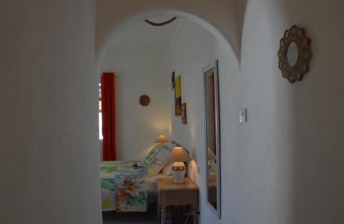 Silver Sands Apartment | Tropical Gecko Studio - Sweet Jewel Apartments