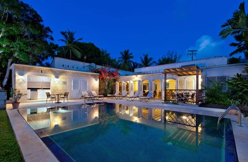 Gibbs Bay Villa | Tropical Oasis with Pool Near Beach - Todmorden