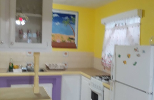 Retreat Apartment | Tropical Pearl - Lovely two bedroom apartment