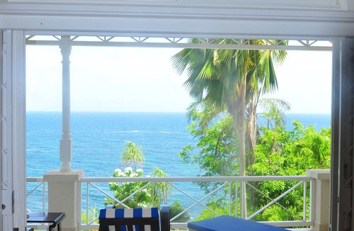 Trents Villa | Unique, Secluded Corral Stone Villa with large gardens and private beach access