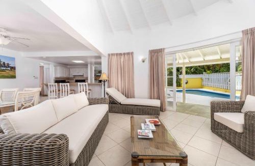 Lascelles Villa | Vida Mejor - East Pool