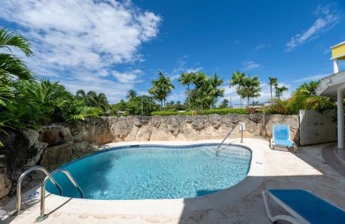 Lascelles Villa | Vida Mejor-Waterfall